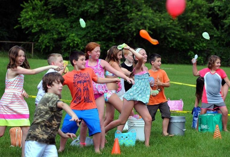 gioco-palloncino-acqua-per-bambini