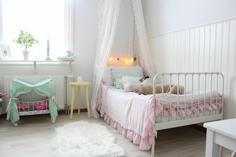 cameretta per bambini in stile shabby chic