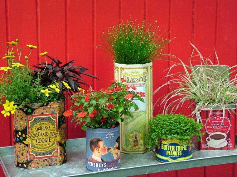sutvarkykite originalų terasos gėlių vazoną lauke