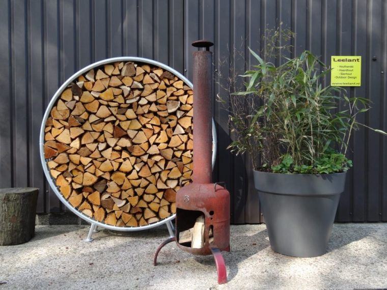 storage-logs-heating-wood-exterior-round-storage-idea-space-saving