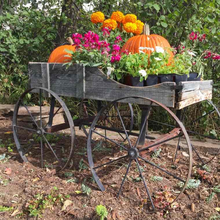 屋外デコブルートウッドDIYスペースのアイデアは秋を飾る