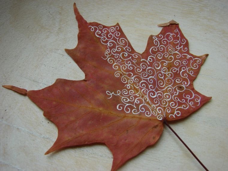lapų-rudens-dekoravimo-piešimo-doodle