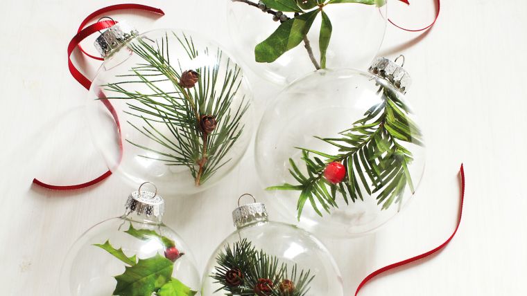 パーティー-diy-クリスマス-ガールフレンド-idee-diy-deco-fir-transparent-balls