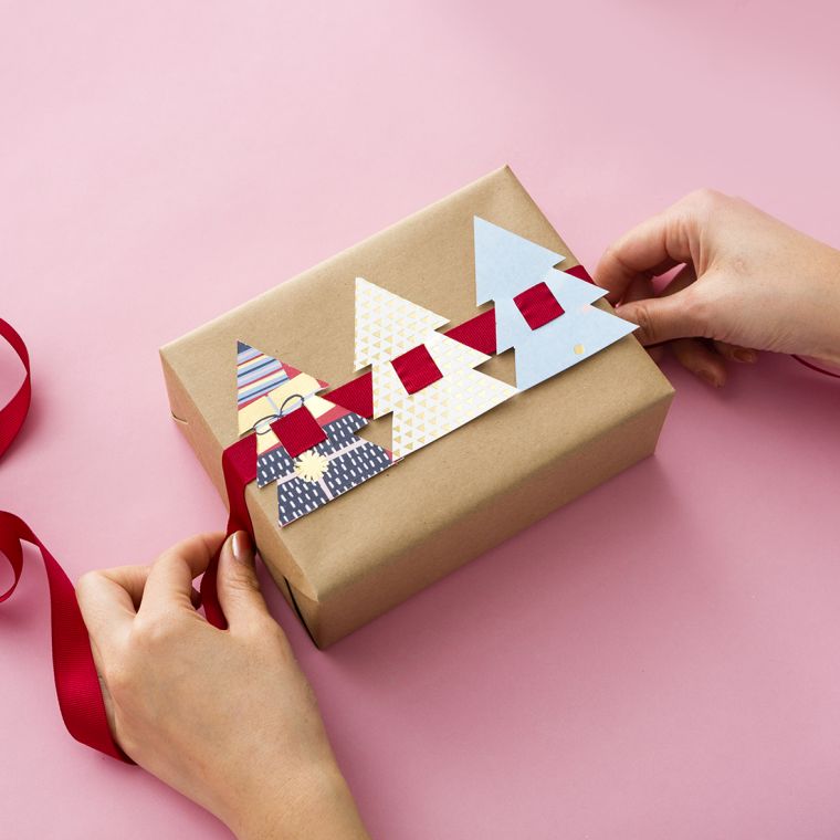 házilag készített karácsonyi dekorációs ötletek-barkács-csomagolás-eredeti-ajándékcsomagoláshoz
