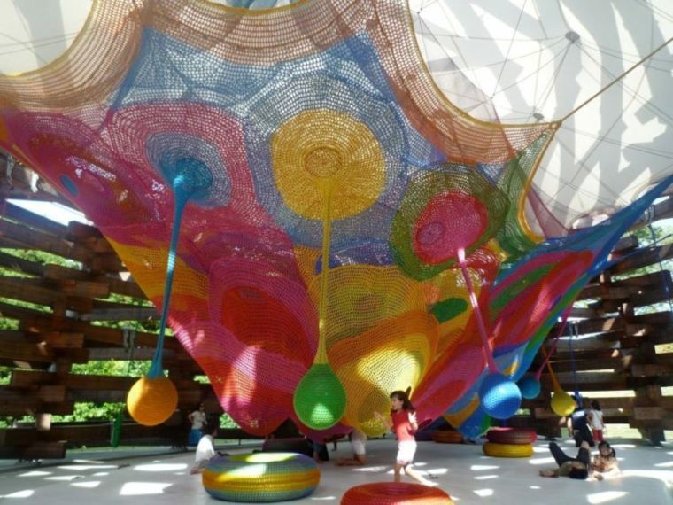 strutture aree gioco comunitarie-corda-multicolore