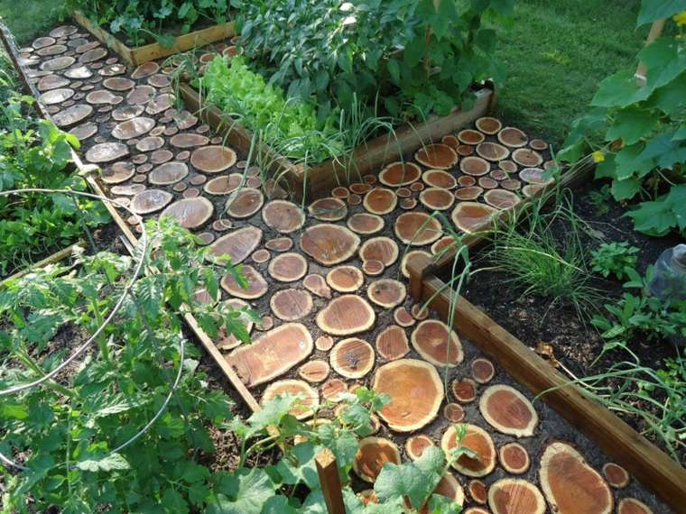 diy-wood-garden-path