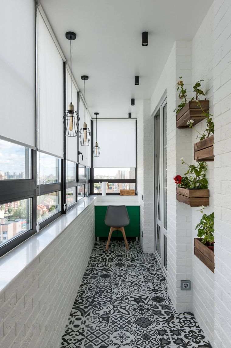 tendenza per l'arredamento di piccoli balconi
