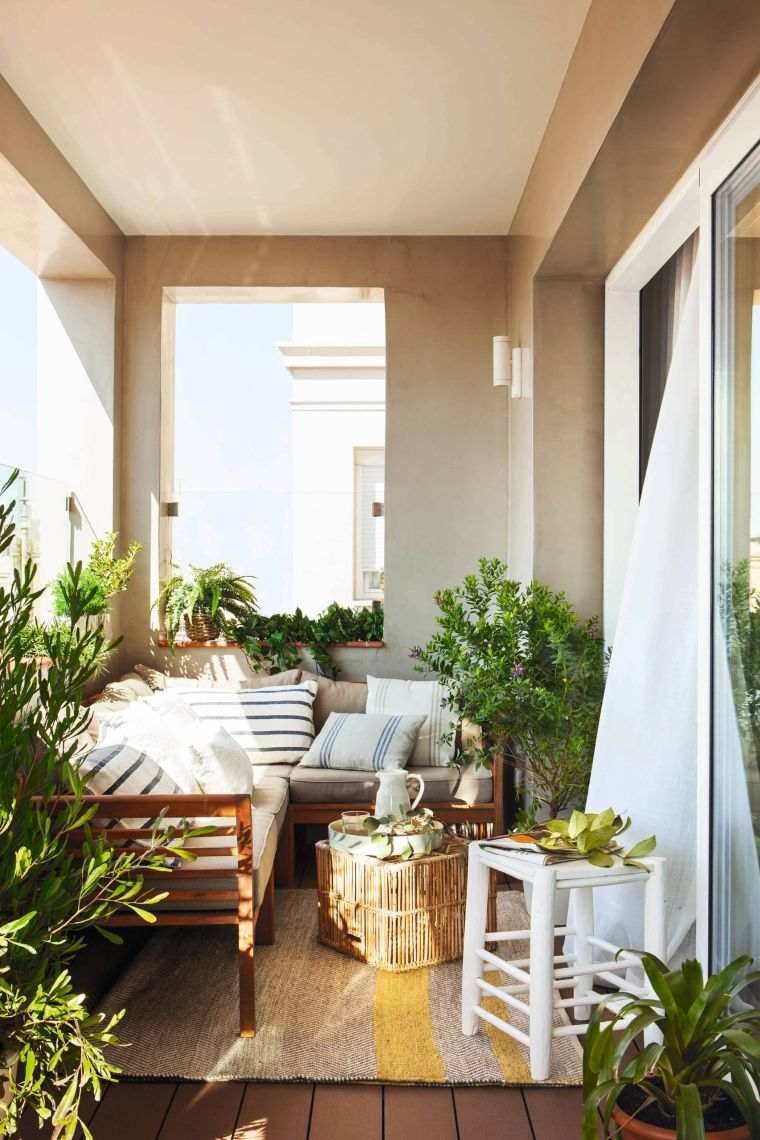 come decorare un balcone piccolo spazio