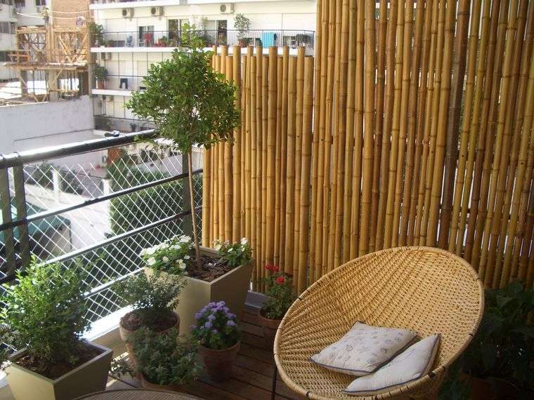 sistemare la poltrona da balcone