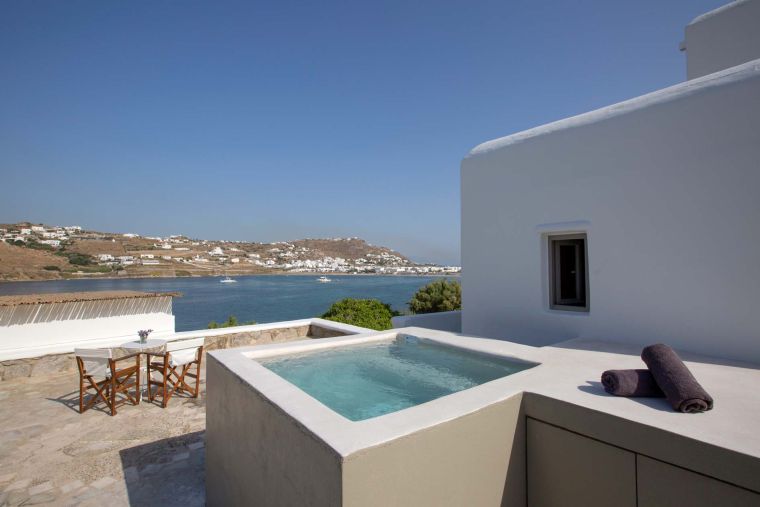 whirlpool-above-ground-jacuzzzi-terasa