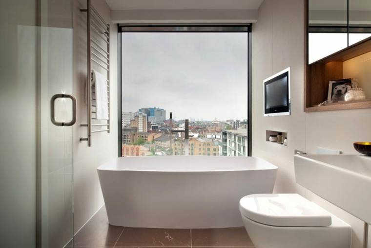 fotografije penthouse luksuzno kupatilo deco
