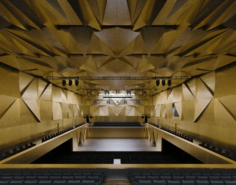 kortárs építészet Philarmonic-Hall-Szczecin-image-Simon-Menges