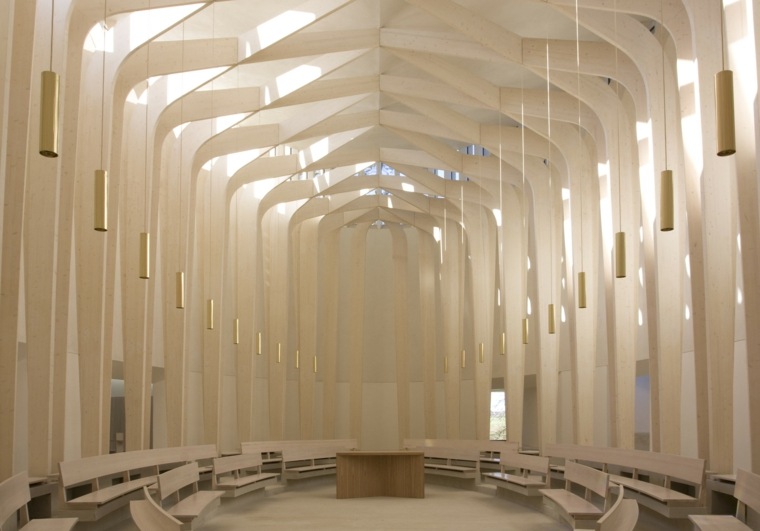 kortárs építészet Bishop-Edward-King-Chapel-image-Niall-McLaughlin-Architects