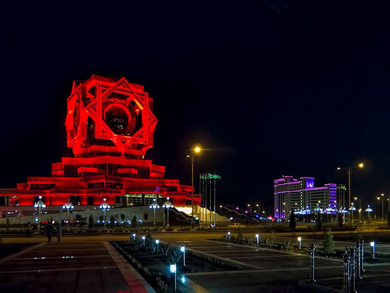 matrimonio-palazzo-ashgabat-turkmenistan-architettura-originale