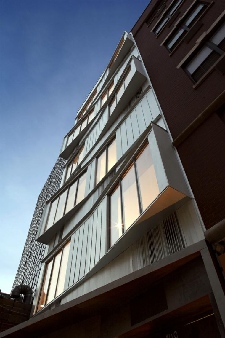 modern ablaküveg épület panoráma