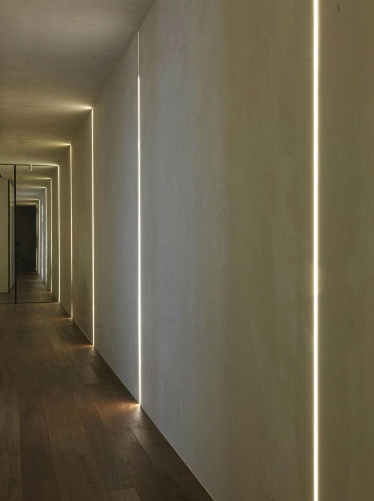 luce d'ingresso moderna a strisce led illuminazione d'atmosfera integrata