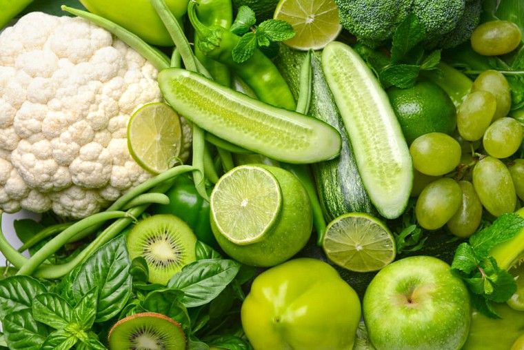 žalios daržovės-dieta-sveikata