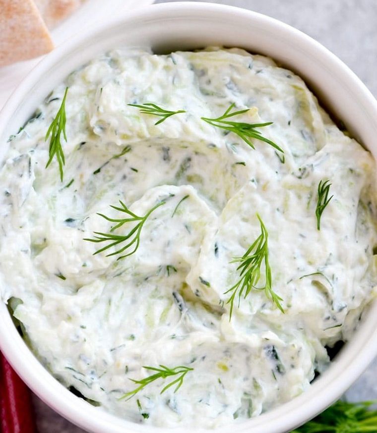 tzatziki yogurt cetriolo aneto ricetta idea insalata antipasto