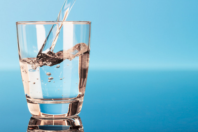 体重を減らすために水を飲む専門家のアドバイス