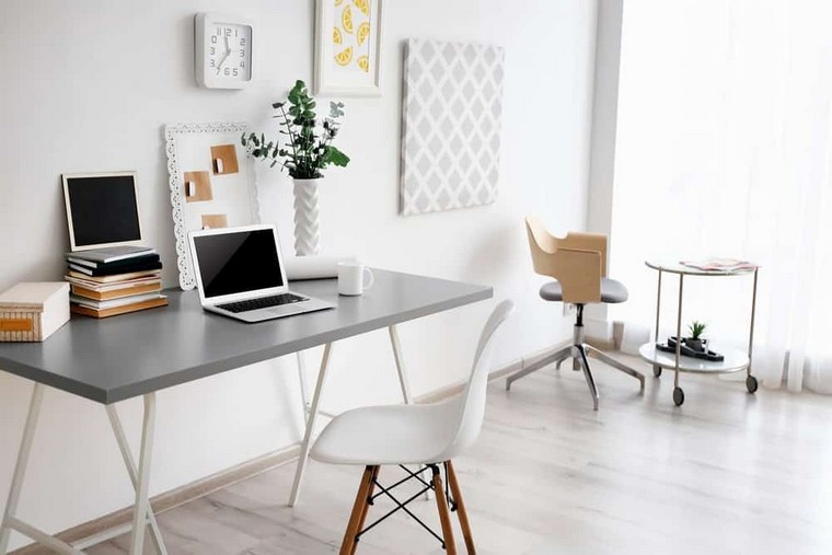 minimalista stílusú otthoni iroda