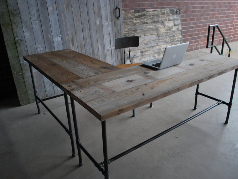 home office in stile industriale