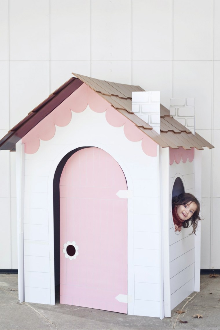 kartonska kabina ideja dječje kuće DIY aktivnost