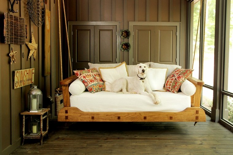 sofe ukrasi terase drveni krevet