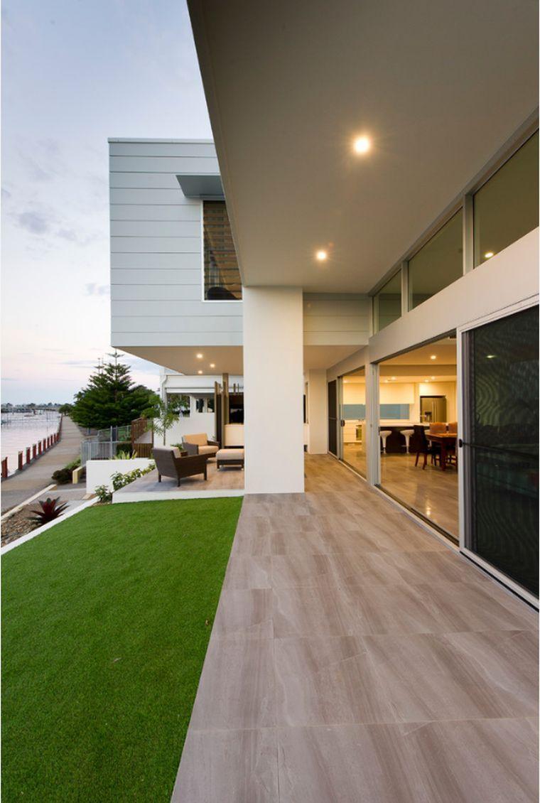 vanjske pločice terasa-travnjak-kuća-dizajn-tepih i pločice