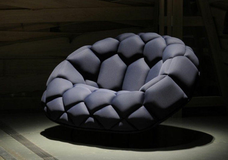 現代的な椅子のリビングルームのデザイン家具の快適さ