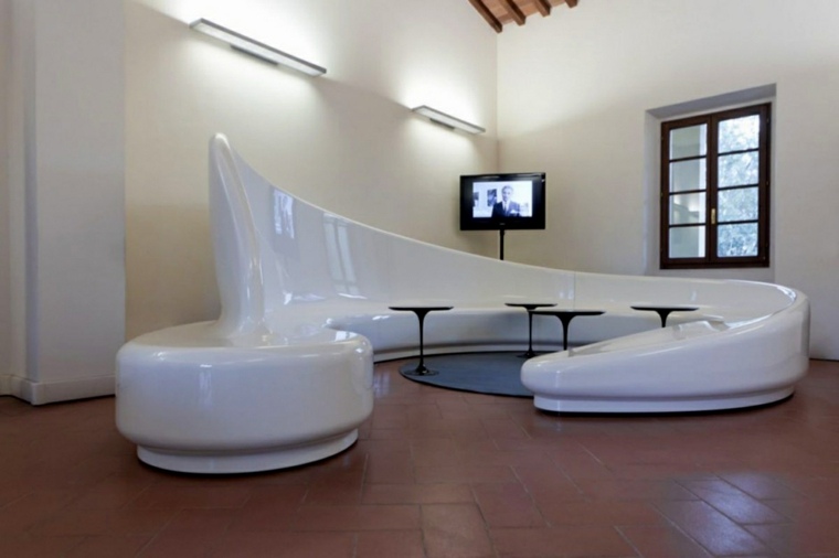 Sedia design moderno in plastica bianca per soggiorno