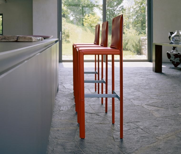 sėdynė-skaitiklis-modernus-didelis-enrico-pellizzoni-virtuvė