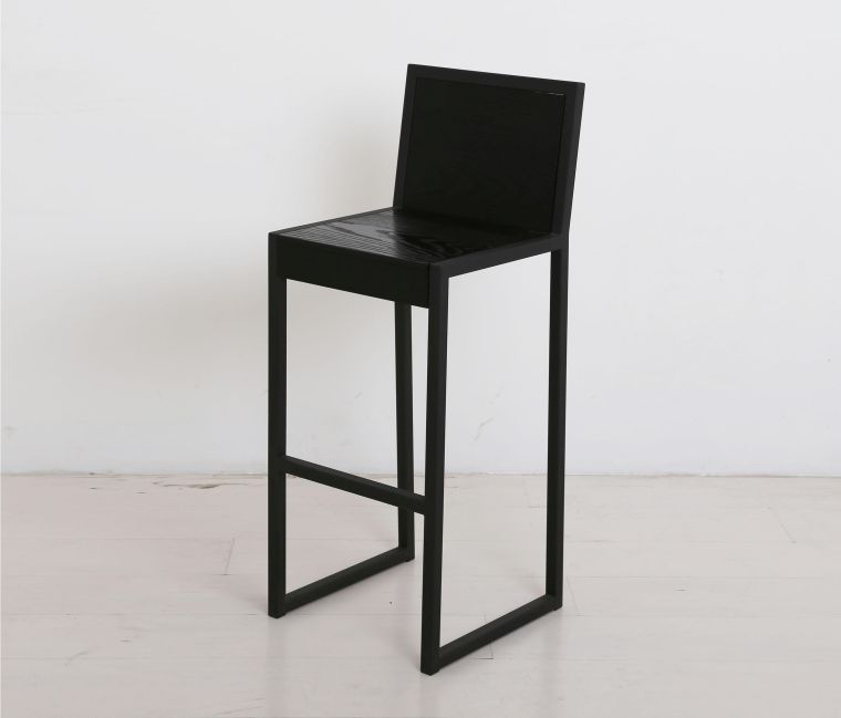 baras-kėdė-virtuvė-dizainas-interjeras-uhuru-dizainas