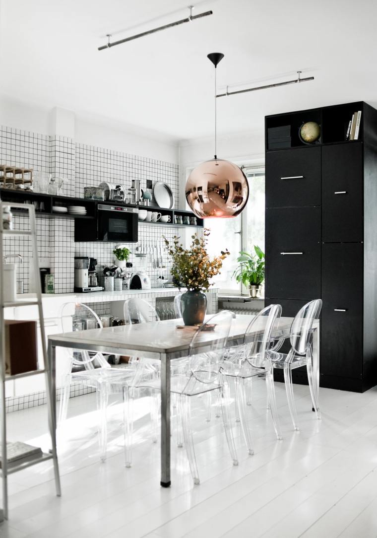 skaidraus dizaino kėdės skandinaviško virtuvės dekoro