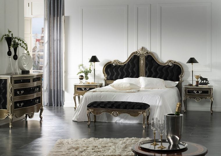 miegamasis su gotikinio stiliaus baldais