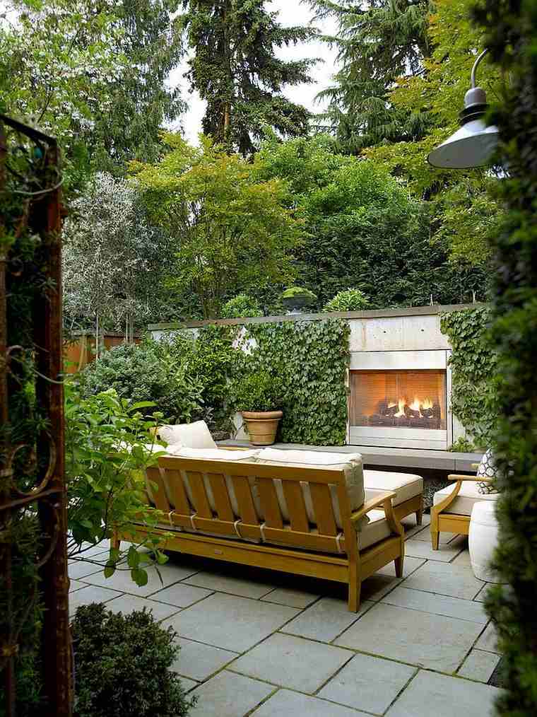 giardino-deco-camino-da-esterno