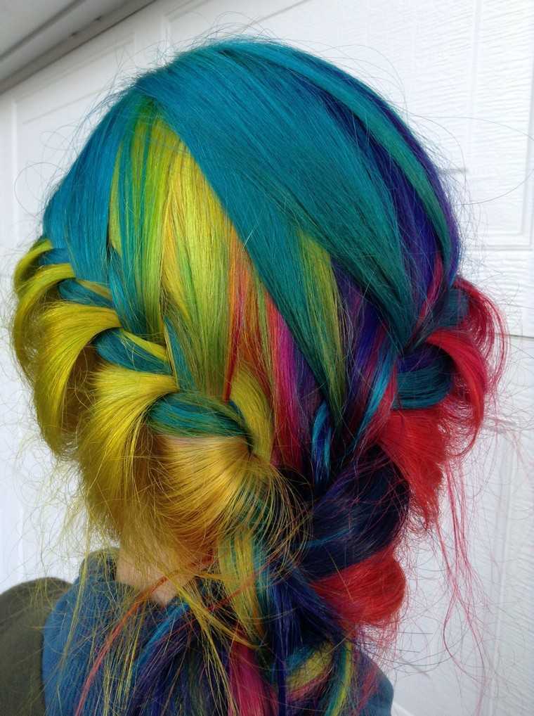 Idea di colorazione dei capelli arcobaleno per le donne originale