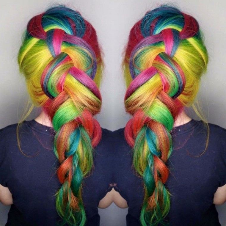 capelli-trecce-arcobaleno