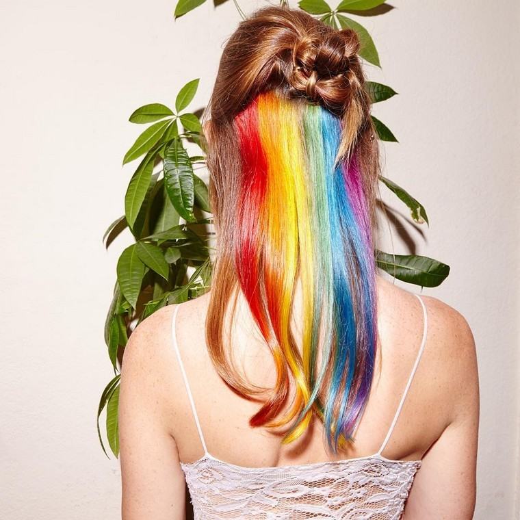 Idea capelli arcobaleno colorazione capelli lunghi