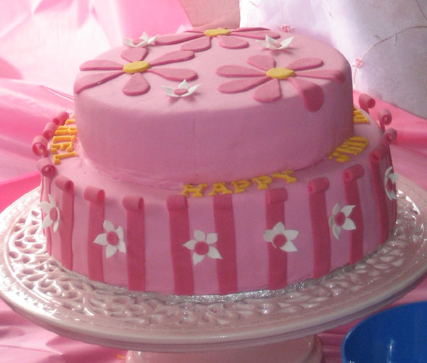 torta-di-compleanno-con-fiori