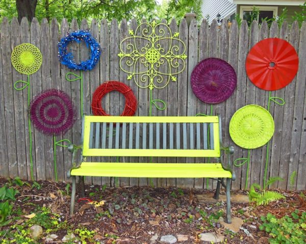 dekoruota kaimiška tvora