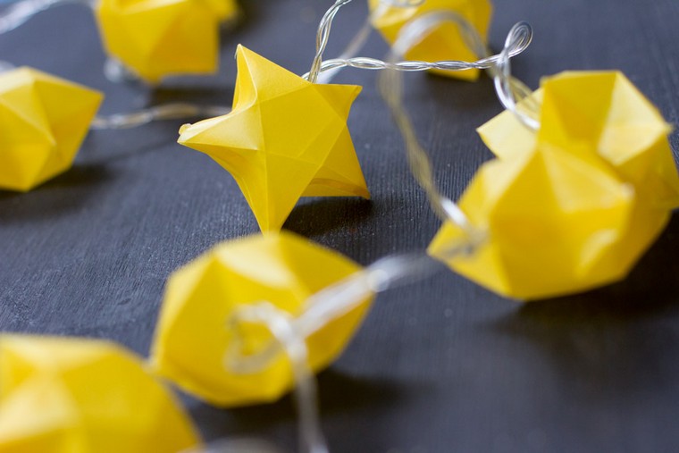 idea-luce-ghirlanda-origami-fai da te