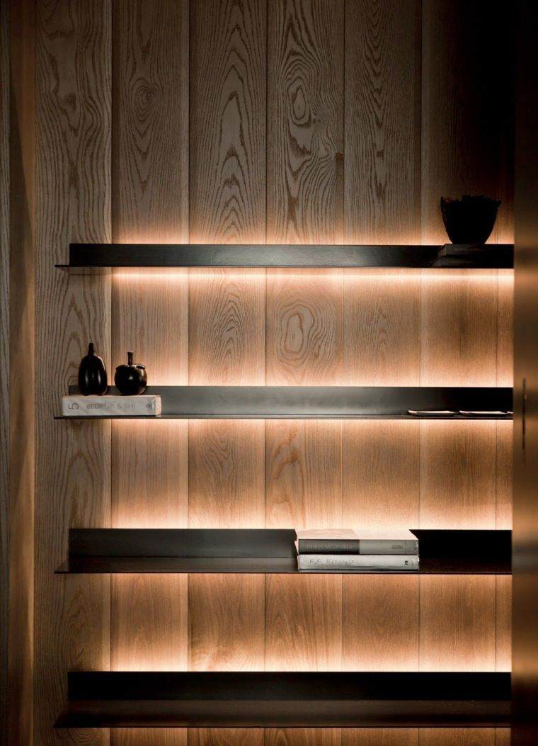 illuminazione personalizzata scaffale libreria mensola a parete luci led