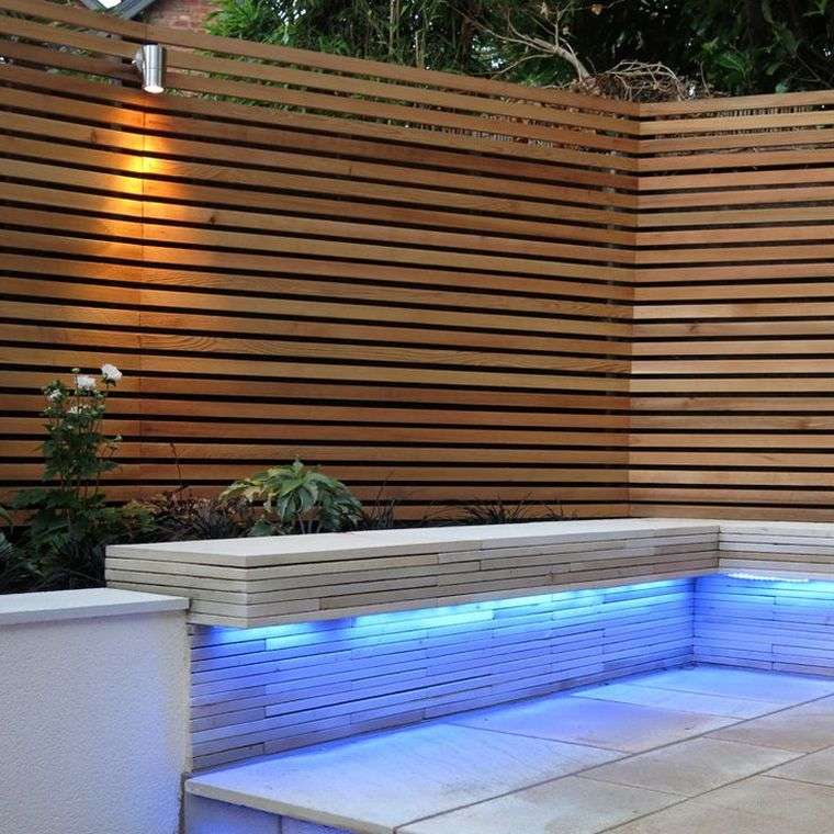 legno di cedro recinzione-tavole-panca-illuminazione a led da giardino
