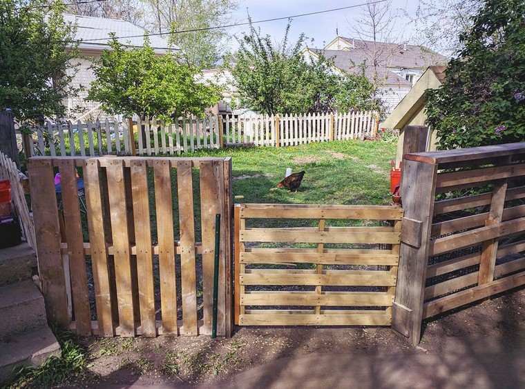 jeftina vrtna ograda diy paleta natrag