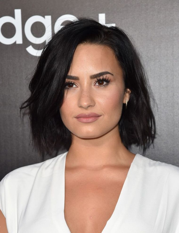 Bob frizura Demi Lovato