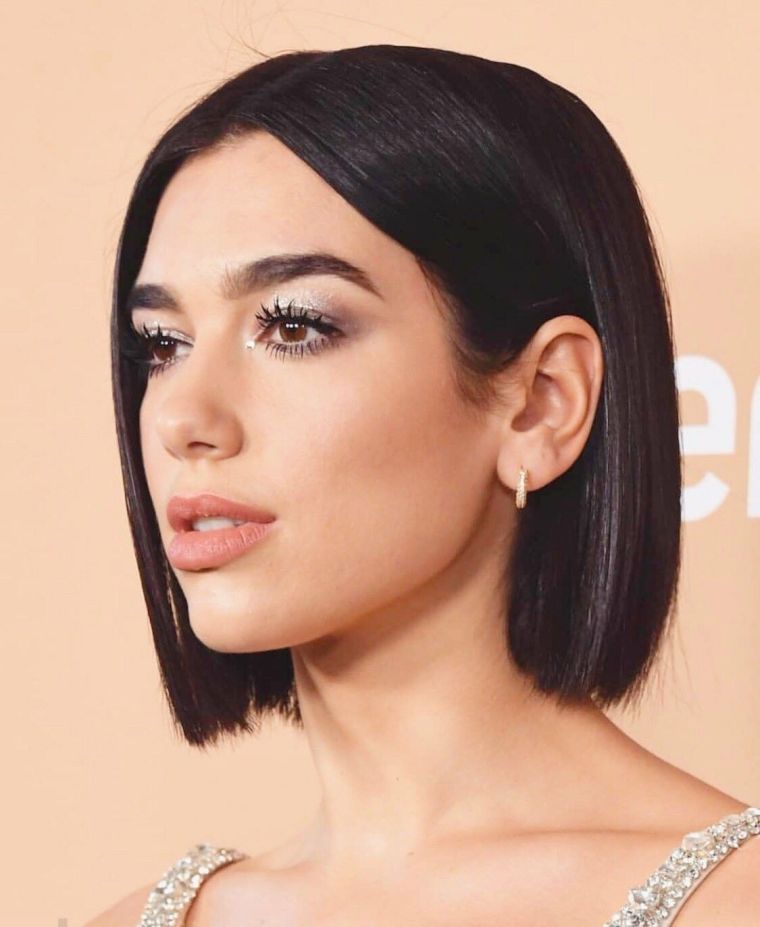 Il taglio di capelli di Dua Lipa