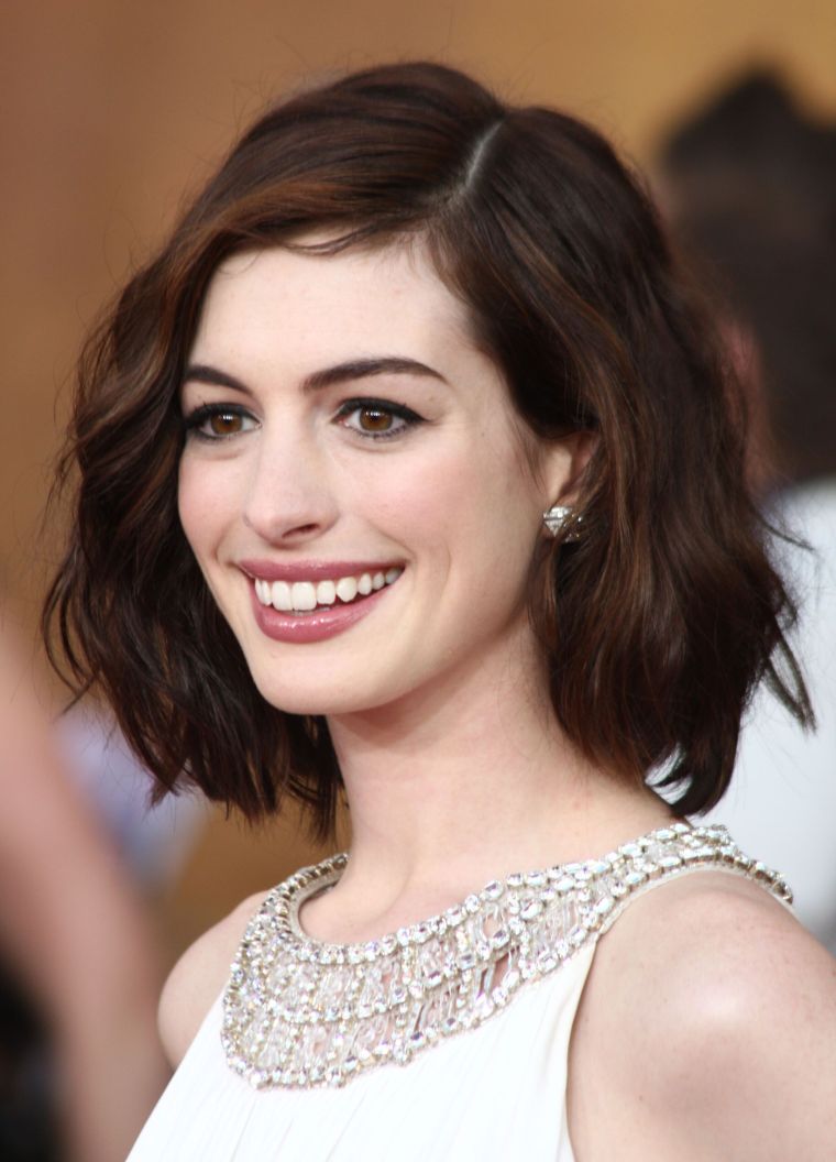 Il taglio di capelli di Anne Hathaway