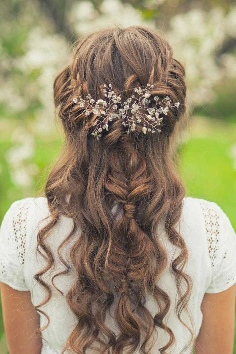 acconciatura per capelli da sposa-casual-matrimonio-bohémien