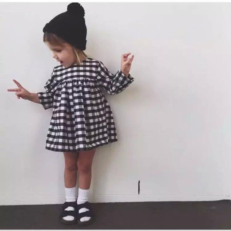 baby-girl-dress-checks-white-and-black-2018