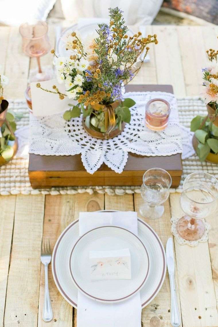 bohém, elegáns asztali esküvői dekoráció